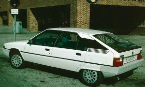 800px-Citroen_BX_Madrid.jpg