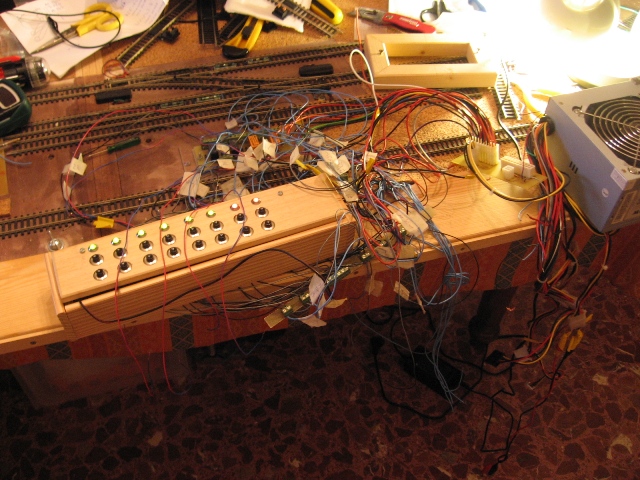 FunzionaTutto 02Rid.JPG