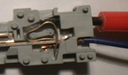 particolare serraggio a molla.jpg