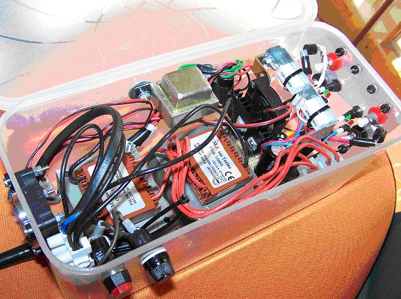 Caricabatteria EBE finito 2.JPG