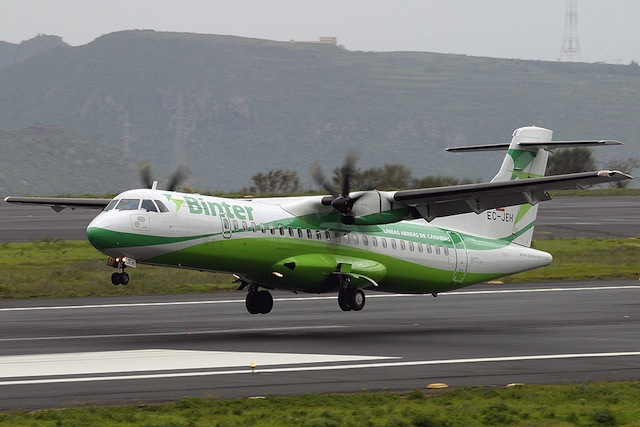 ATR_ATR-72-500_(ATR-72-212A),_Binter_Canarias_AN1022614.jpg
