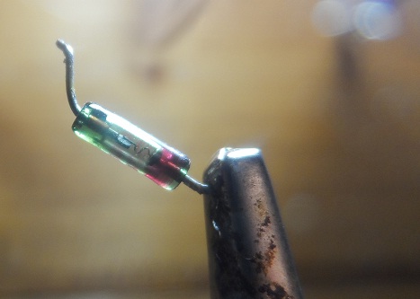 1 diodo deriv microamp ICE680G.jpg