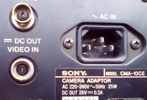 Alimentatore Sony.jpg