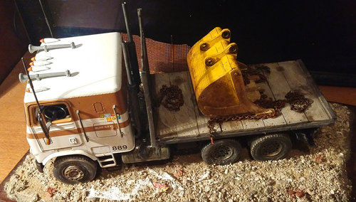 Freightliner Cab Over-26.jpg