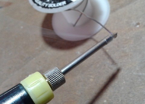 7 sald usb aliment caricab telef cell.jpg