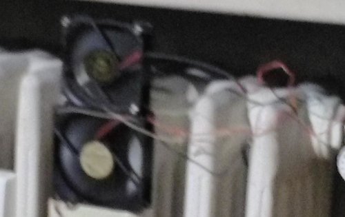termosifone con ventole.JPG