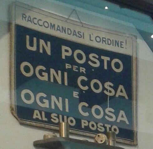 raccomandasi l'ordine.jpg