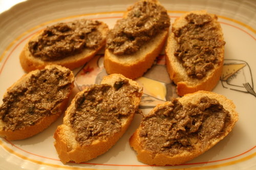 Crostini di Fegato toscani.jpg