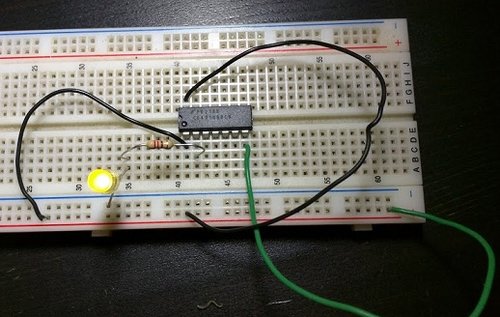 led trigger di schmitt.jpg