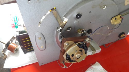 Motore giradischi.jpg