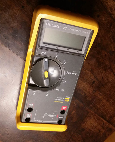 fluke_75.jpg