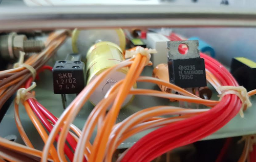 3.5 particolare sopra.png