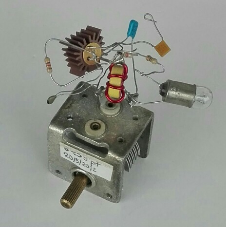 oscillatore hartley.jpg