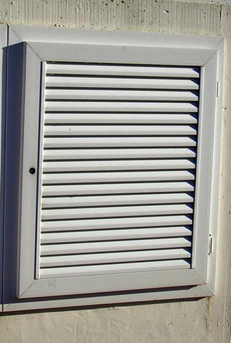 Sportello con alette.jpg