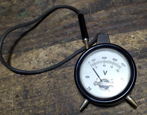 voltmetro.jpg (295.97 KiB) Osservato 9199 volte voltmetro.jpg