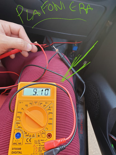 Dalla plafoniera 9 volt.jpg