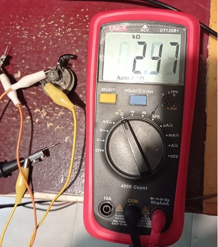 AUTOOSCILLATORE CON UN COMPONENTE.jpg