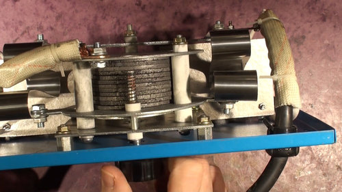 cap_Exploring a 500 Amp Carbon Pile Car Battery Tester How to Use _01.jpg