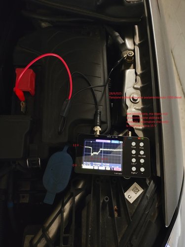 V  batteria avviam. motore.jpg