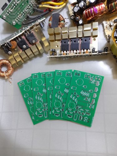 PCB prima versione del progetto.jpeg