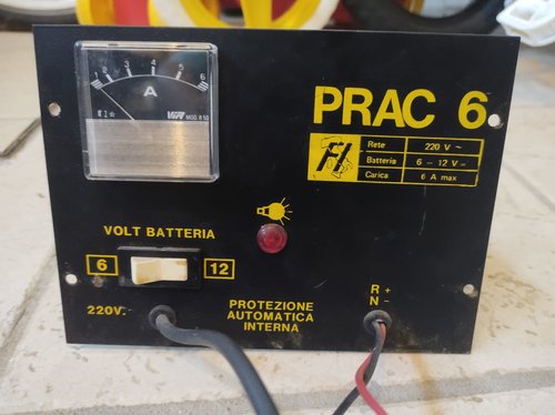 caricabatterie 1.jpeg