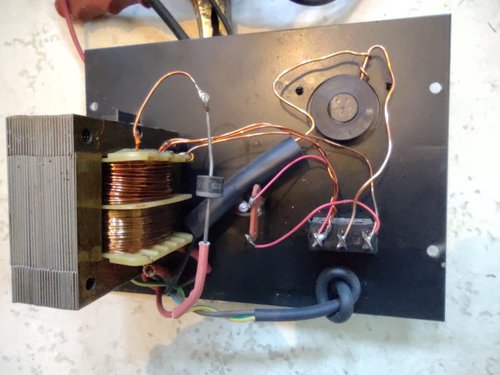 caricabatterie 2.jpeg