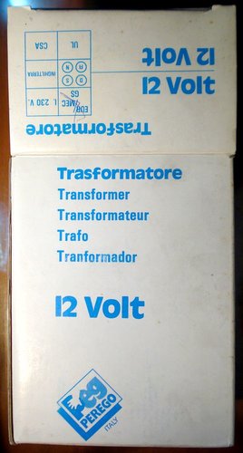 caricabatterie peg perego DSC01290_2.JPG