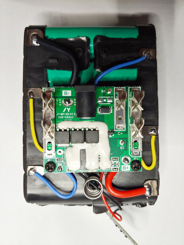 Batteria 388vF interno.jpg